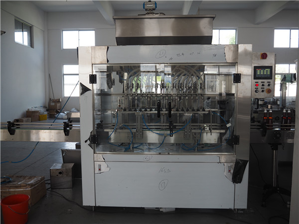 Profesia Fabrikisto Aŭtomata Oleo Pleniganta Maŝinon