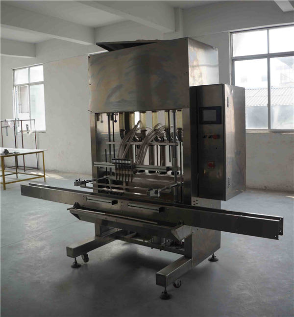 Pleniga Maŝino de Esencaj Oleaj Boteloj